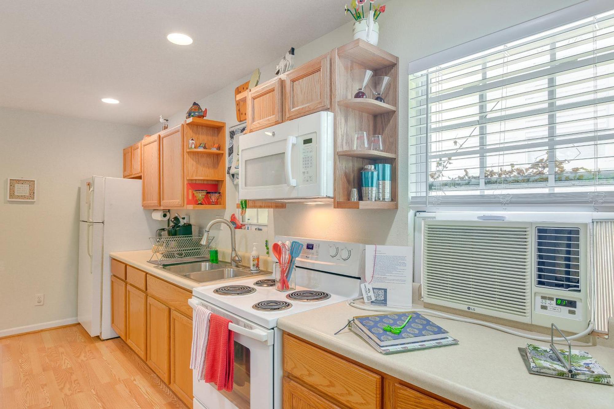 Cozy Galveston Apartment With Private Beach Pass! Exterior foto